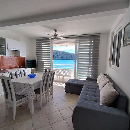 Seaside Apartment Kruce Ulcinj Buitenkant foto