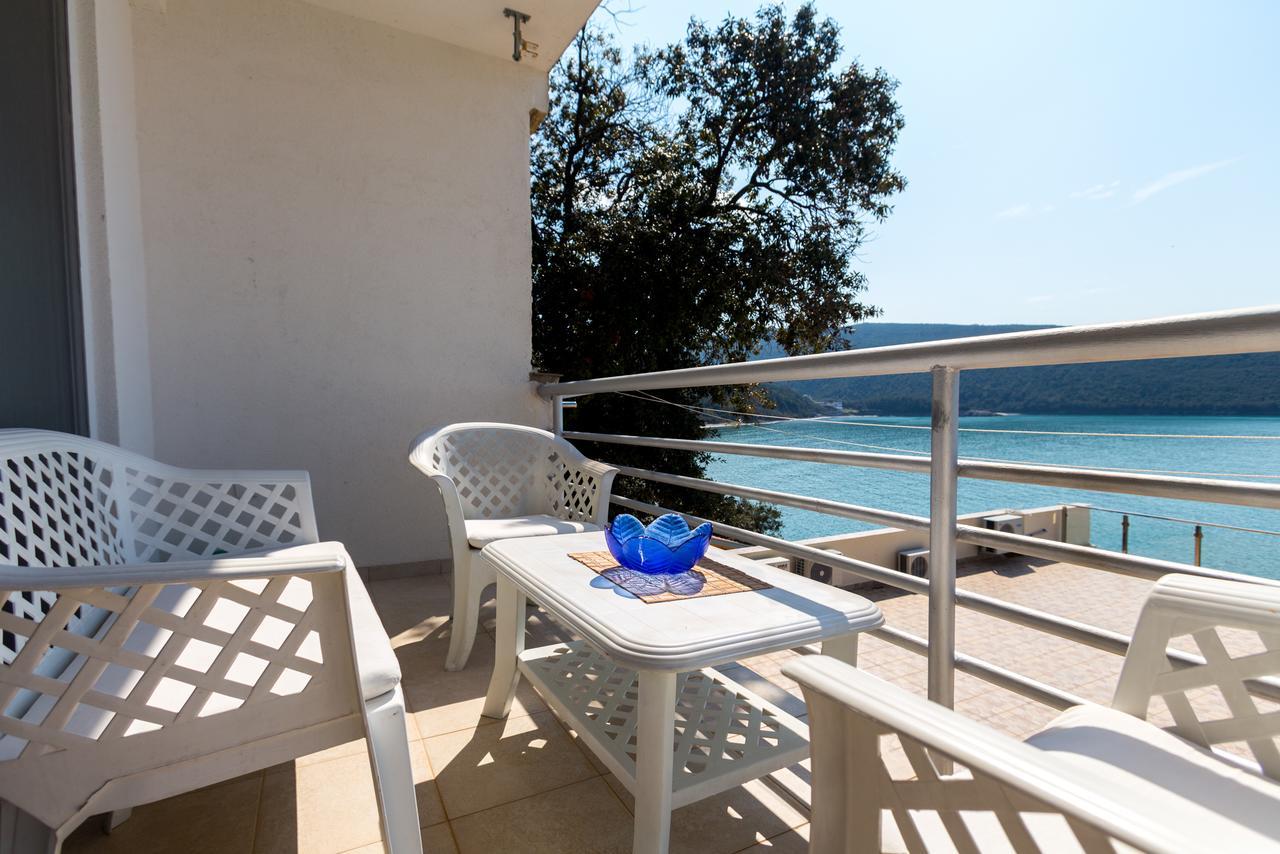 Seaside Apartment Kruce Ulcinj Buitenkant foto